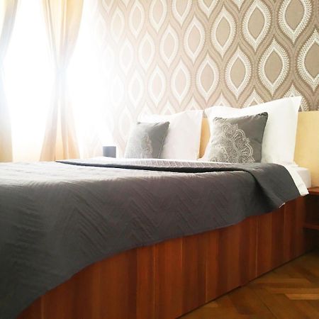 Sunny Old Town Apartment ブラショフ エクステリア 写真