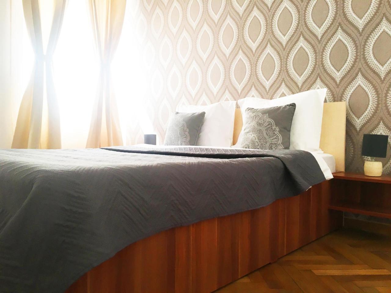 Sunny Old Town Apartment ブラショフ エクステリア 写真